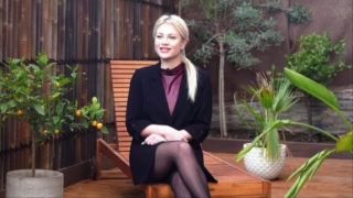 Jacquie Et Michel TV Anastasia 25 experiences several things in one