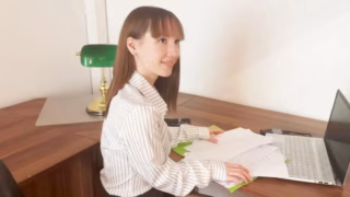 Jacquie Et Michel TV fucked in her office